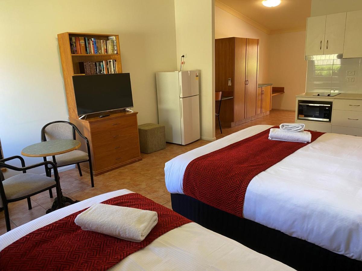 Emerald Explorers Inn Esterno foto