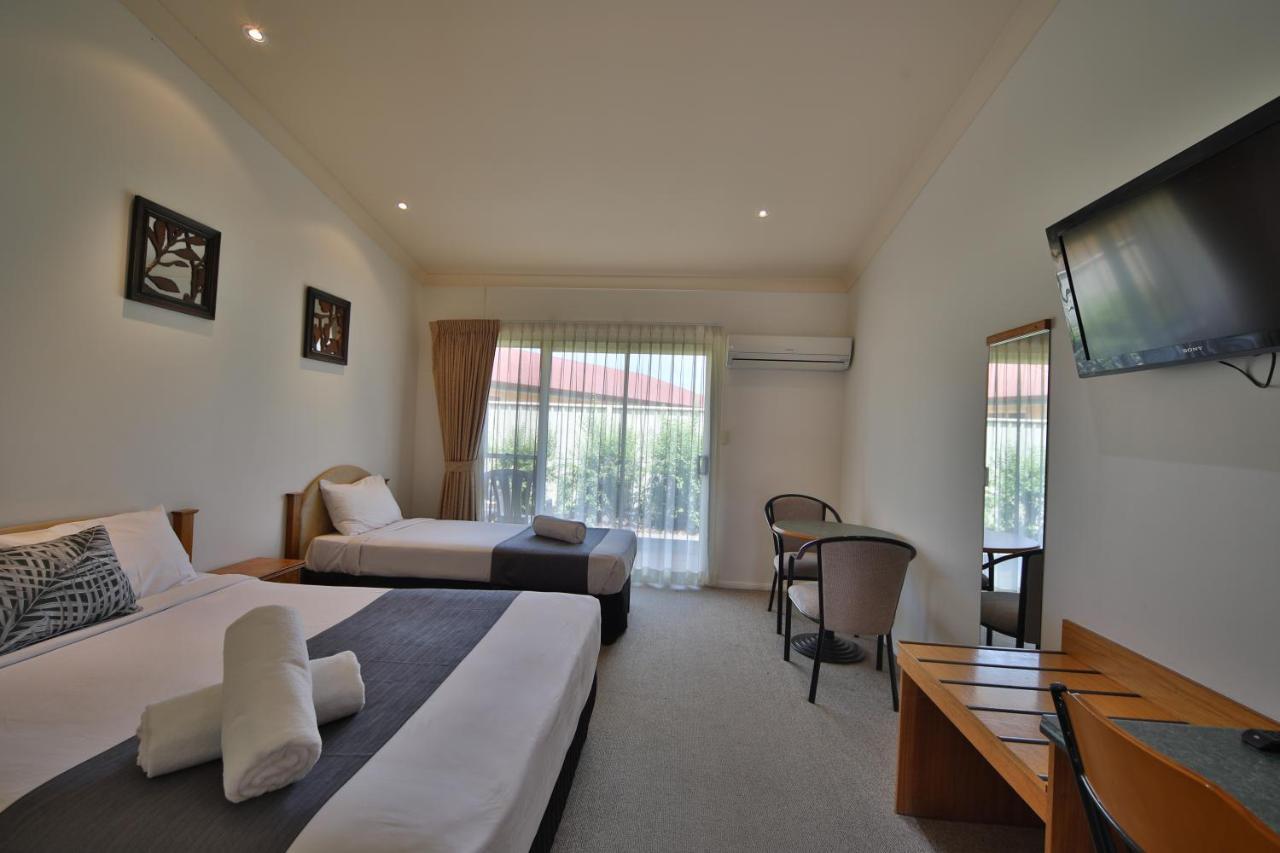 Emerald Explorers Inn Esterno foto