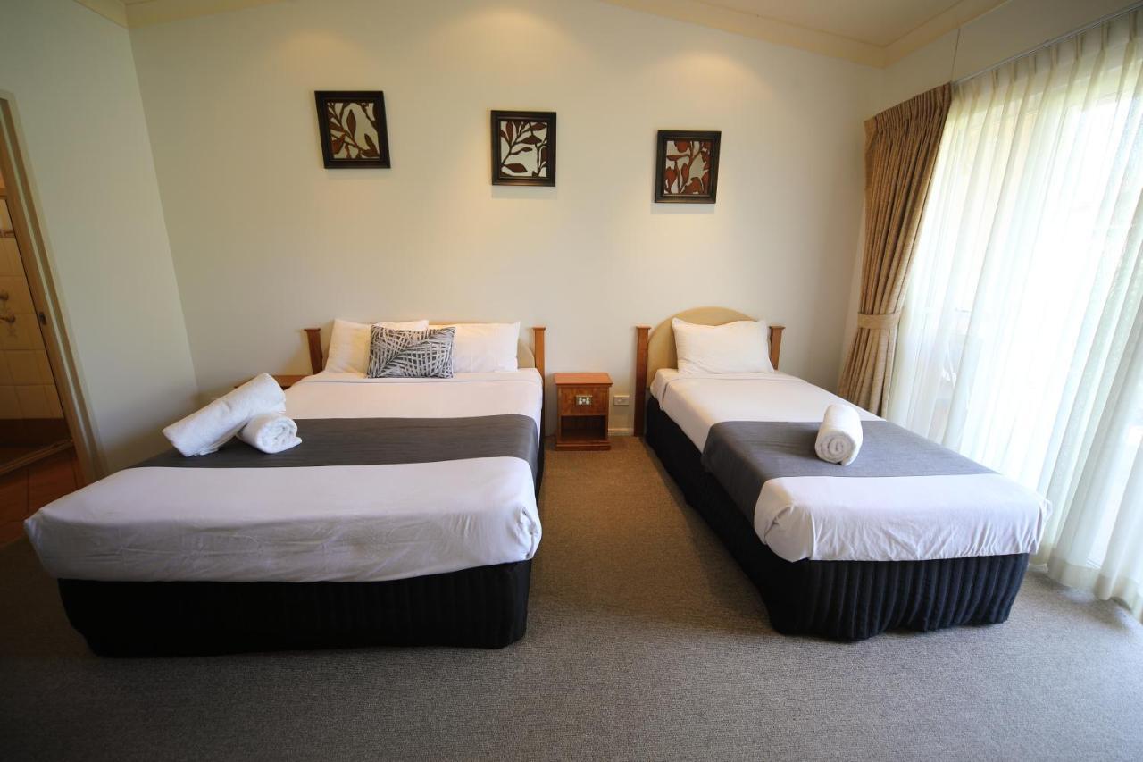 Emerald Explorers Inn Esterno foto